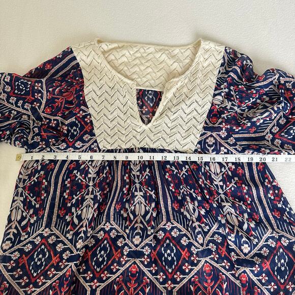 Bohemian Style Tunic Top Loose Flowy 100% Silk Embroidered Crocheted Yoke Size S - Picture 4 of 8